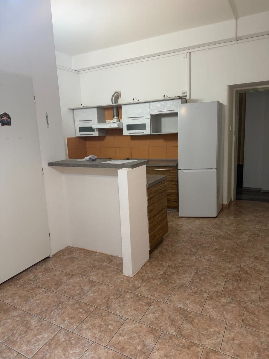 2 bedroom flat to rent, 70 m², Kandertova, Prague, Prague 2 bedroom flat to rent, 70 m², Kandertova, Prague, Prague