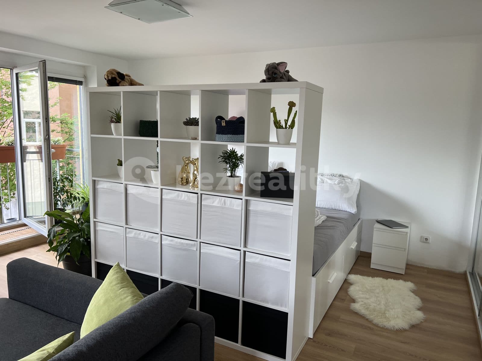 Studio flat to rent, 69 m², Na Harfě, Prague, Prague Studio flat to rent, 69 m², Na Harfě, Prague, Prague