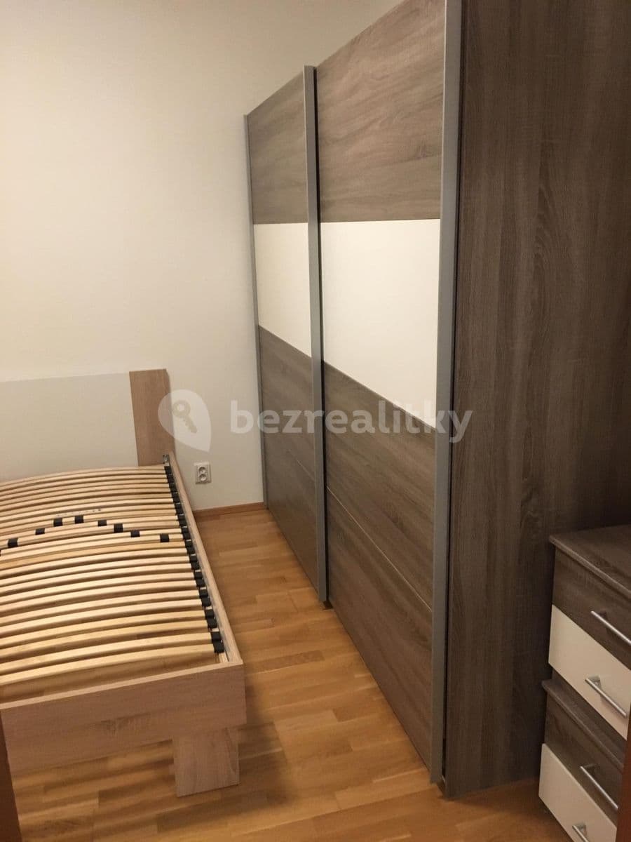 1 bedroom with open-plan kitchen flat to rent, 47 m², Teplická, Prague, Prague
