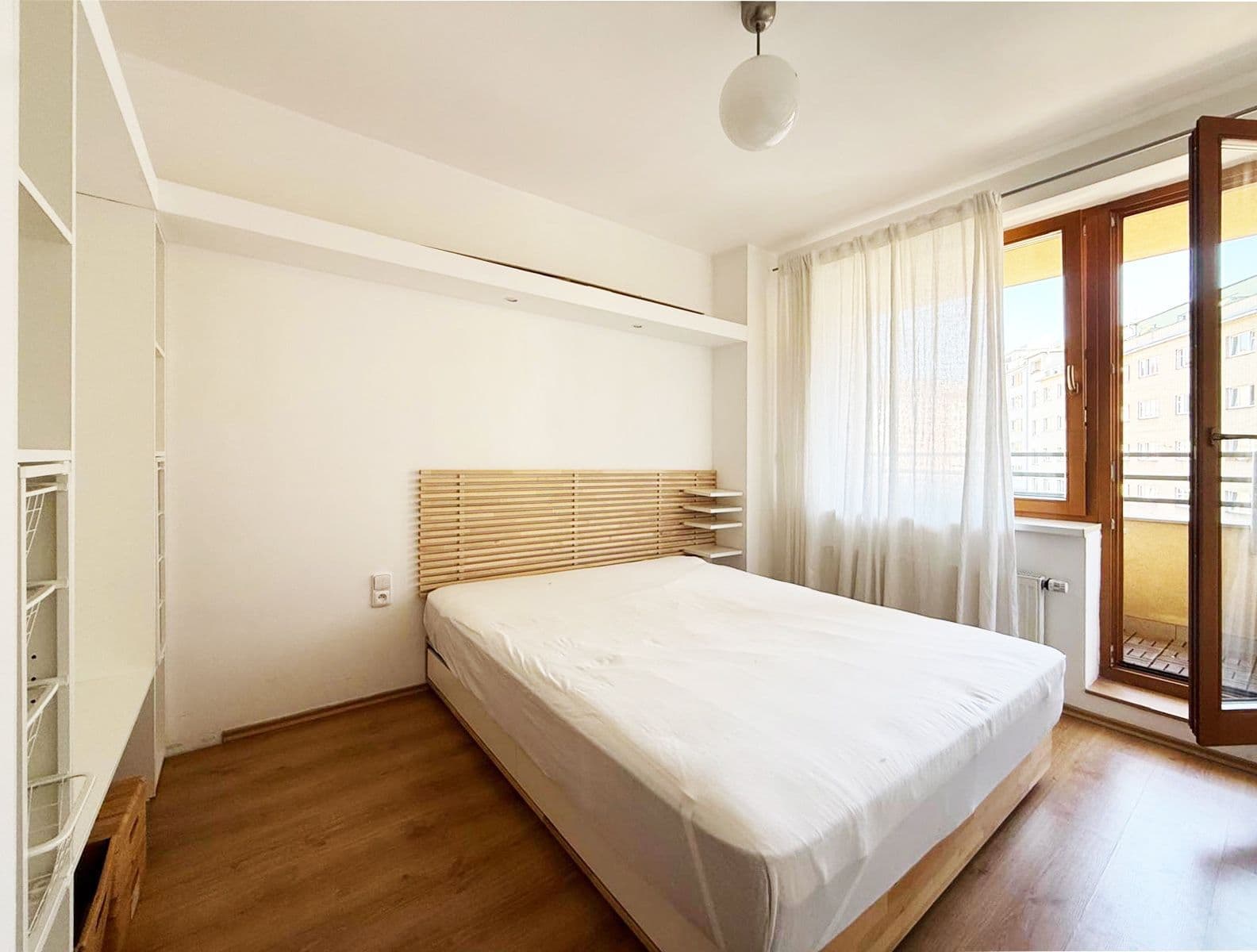 1 bedroom with open-plan kitchen flat to rent, 50 m², Mojmírova, Prague, Prague 1 bedroom with open-plan kitchen flat to rent, 50 m², Mojmírova, Prague, Prague