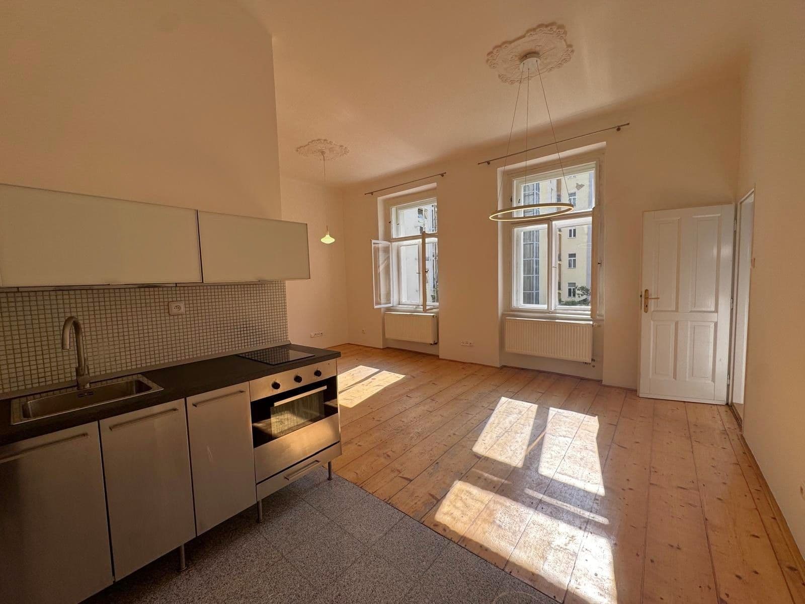 1 bedroom with open-plan kitchen flat to rent, 40 m², Na spojce, Prague, Prague 1 bedroom with open-plan kitchen flat to rent, 40 m², Na spojce, Prague, Prague