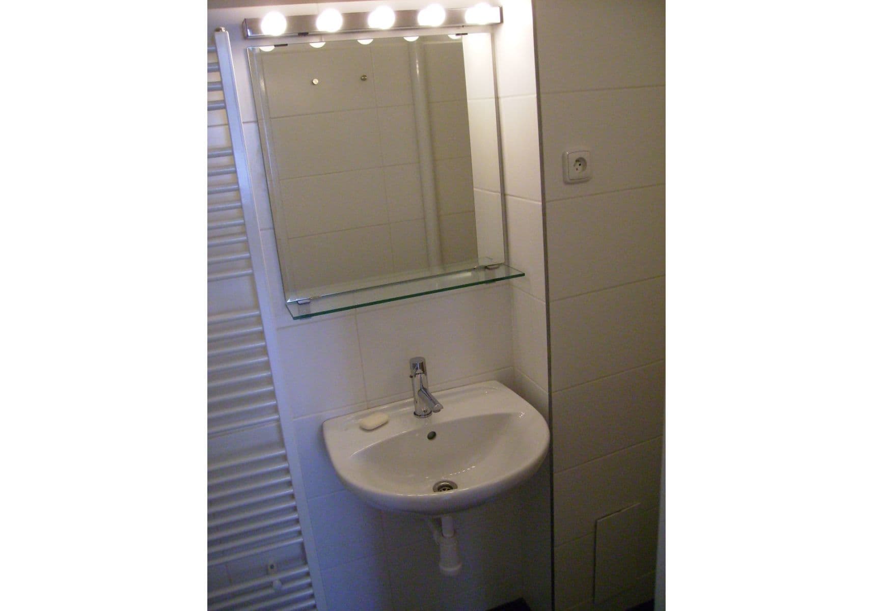 1 bedroom with open-plan kitchen flat to rent, 40 m², Na spojce, Prague, Prague 1 bedroom with open-plan kitchen flat to rent, 40 m², Na spojce, Prague, Prague