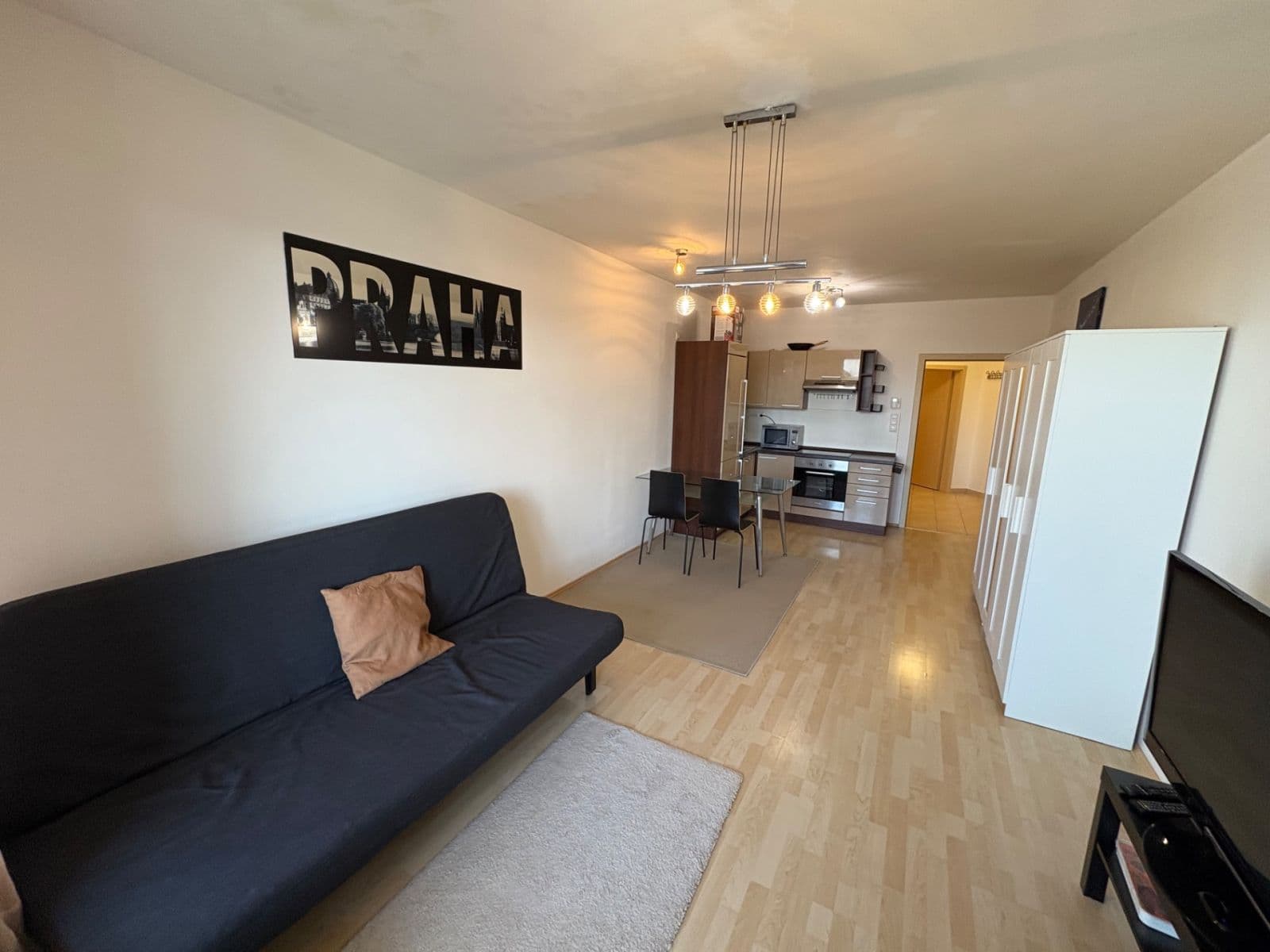 Studio flat to rent, 44 m², Athénská, Prague, Prague Studio flat to rent, 44 m², Athénská, Prague, Prague