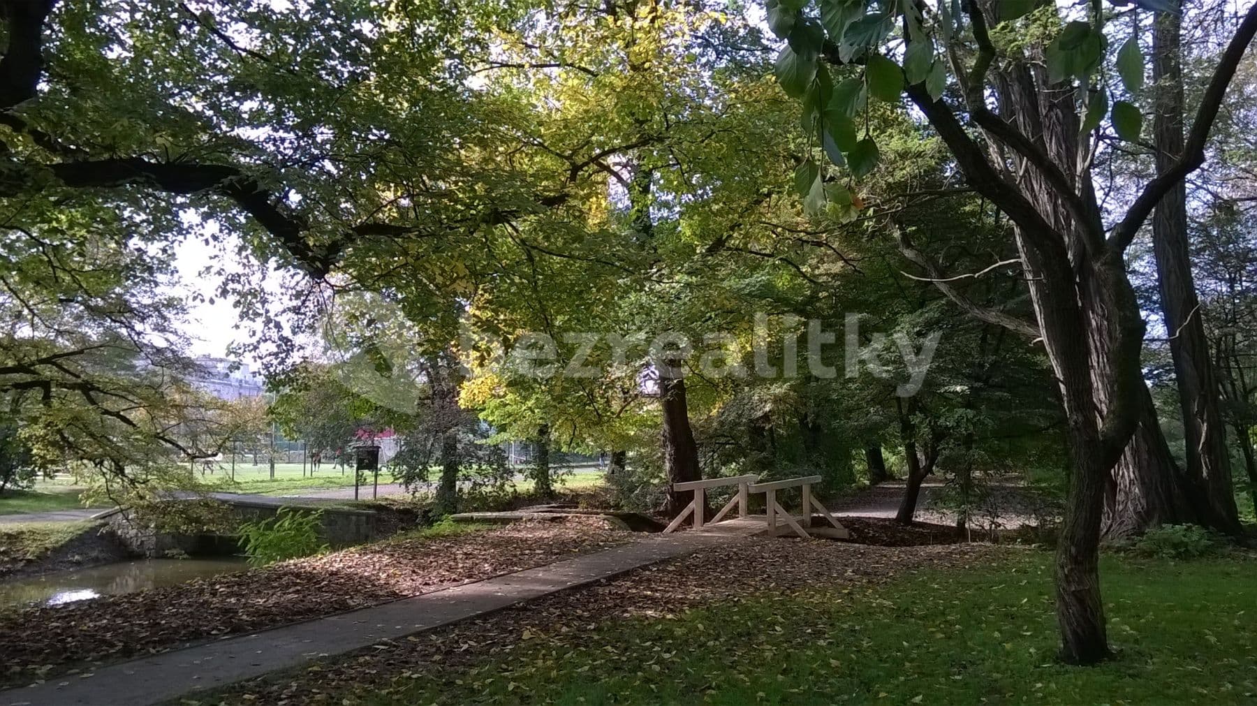 1 bedroom with open-plan kitchen flat to rent, 76 m², Podvinný mlýn, Prague, Prague 1 bedroom with open-plan kitchen flat to rent, 76 m², Podvinný mlýn, Prague, Prague