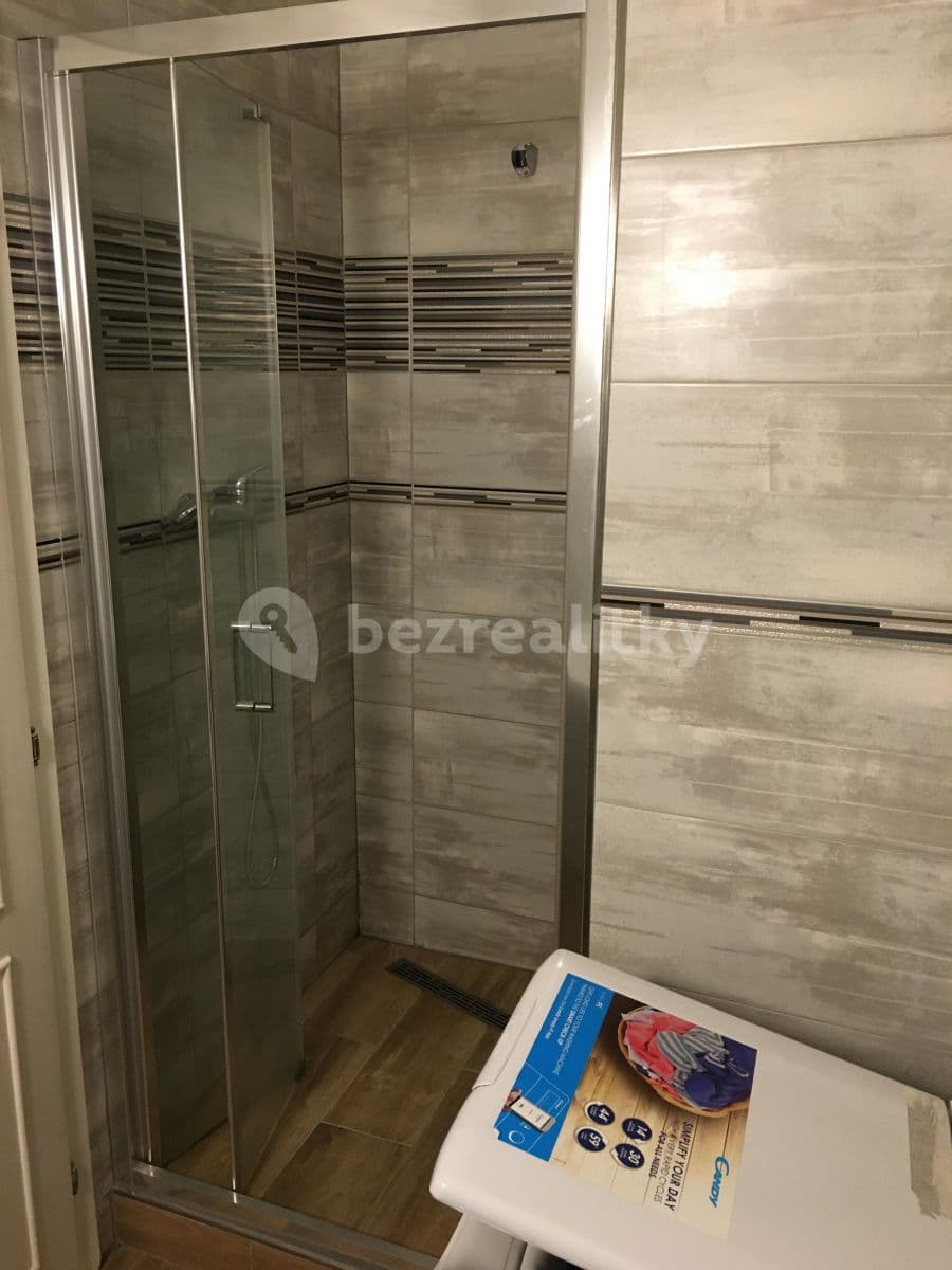 Small studio flat to rent, 31 m², Zahradníčkova, Prague, Prague Small studio flat to rent, 31 m², Zahradníčkova, Prague, Prague