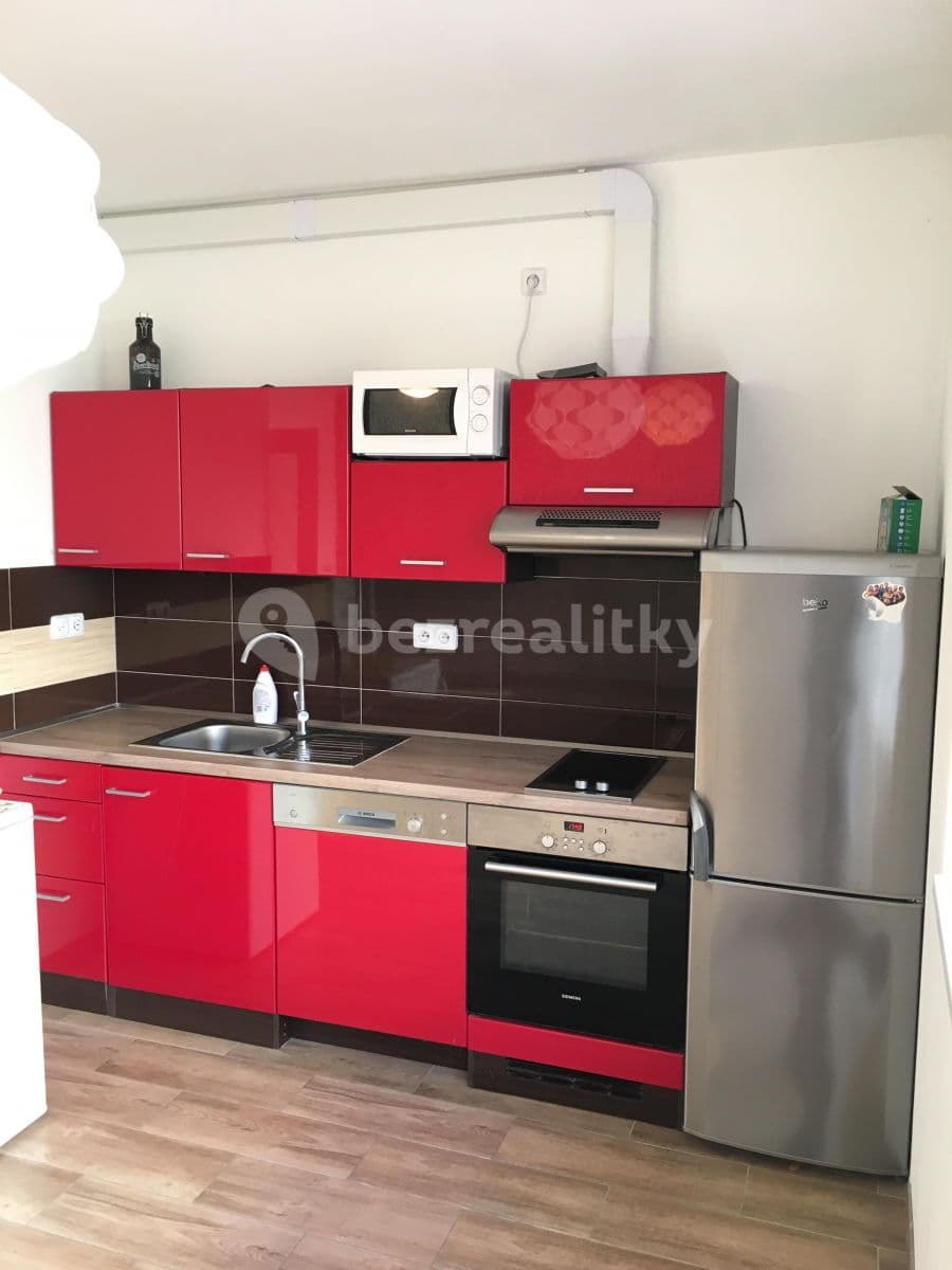 Small studio flat to rent, 31 m², Zahradníčkova, Prague, Prague Small studio flat to rent, 31 m², Zahradníčkova, Prague, Prague