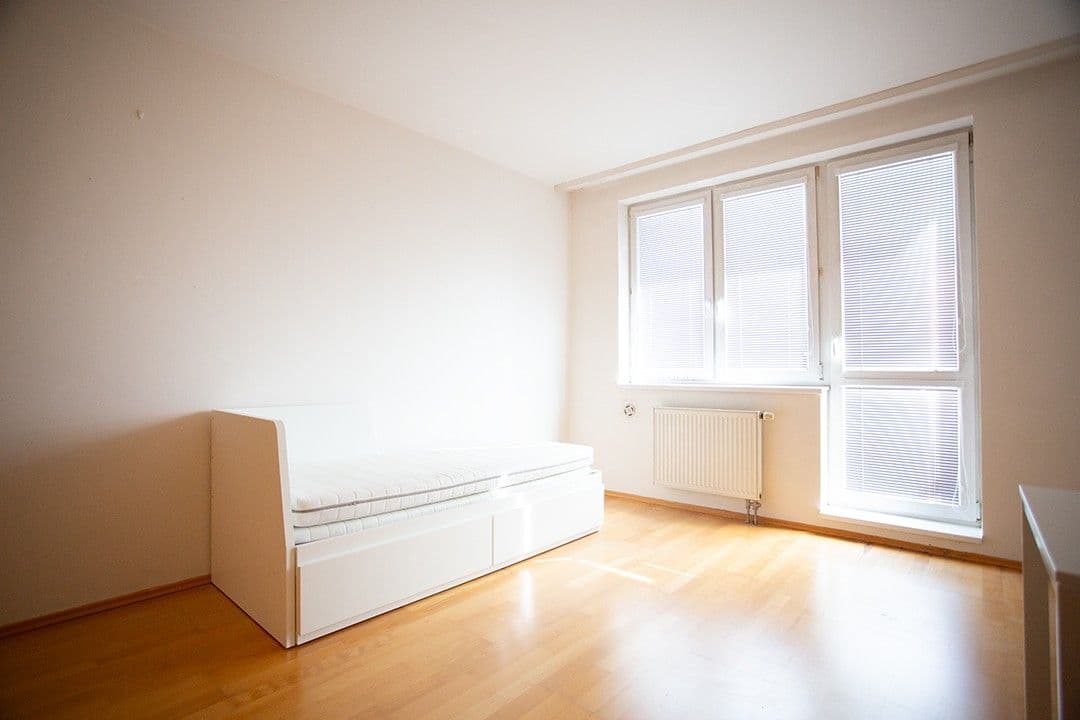 Studio flat to rent, 38 m², Za valem, Prague, Prague Studio flat to rent, 38 m², Za valem, Prague, Prague