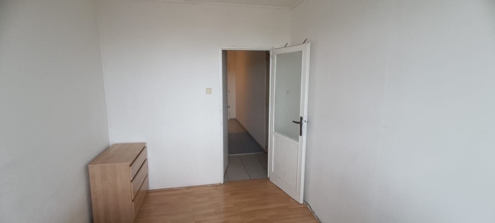 3 bedroom with open-plan kitchen flat to rent, 10 m², Na strži, Prague, Prague 3 bedroom with open-plan kitchen flat to rent, 10 m², Na strži, Prague, Prague