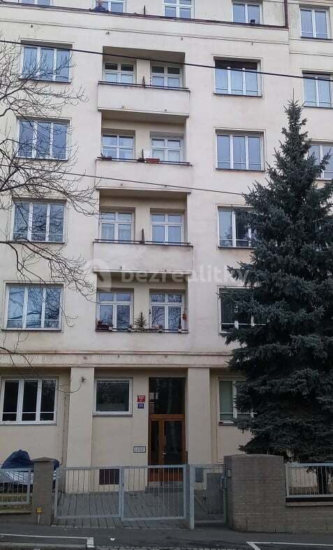 1 bedroom with open-plan kitchen flat to rent, 40 m², Jičínská, Prague, Prague 1 bedroom with open-plan kitchen flat to rent, 40 m², Jičínská, Prague, Prague