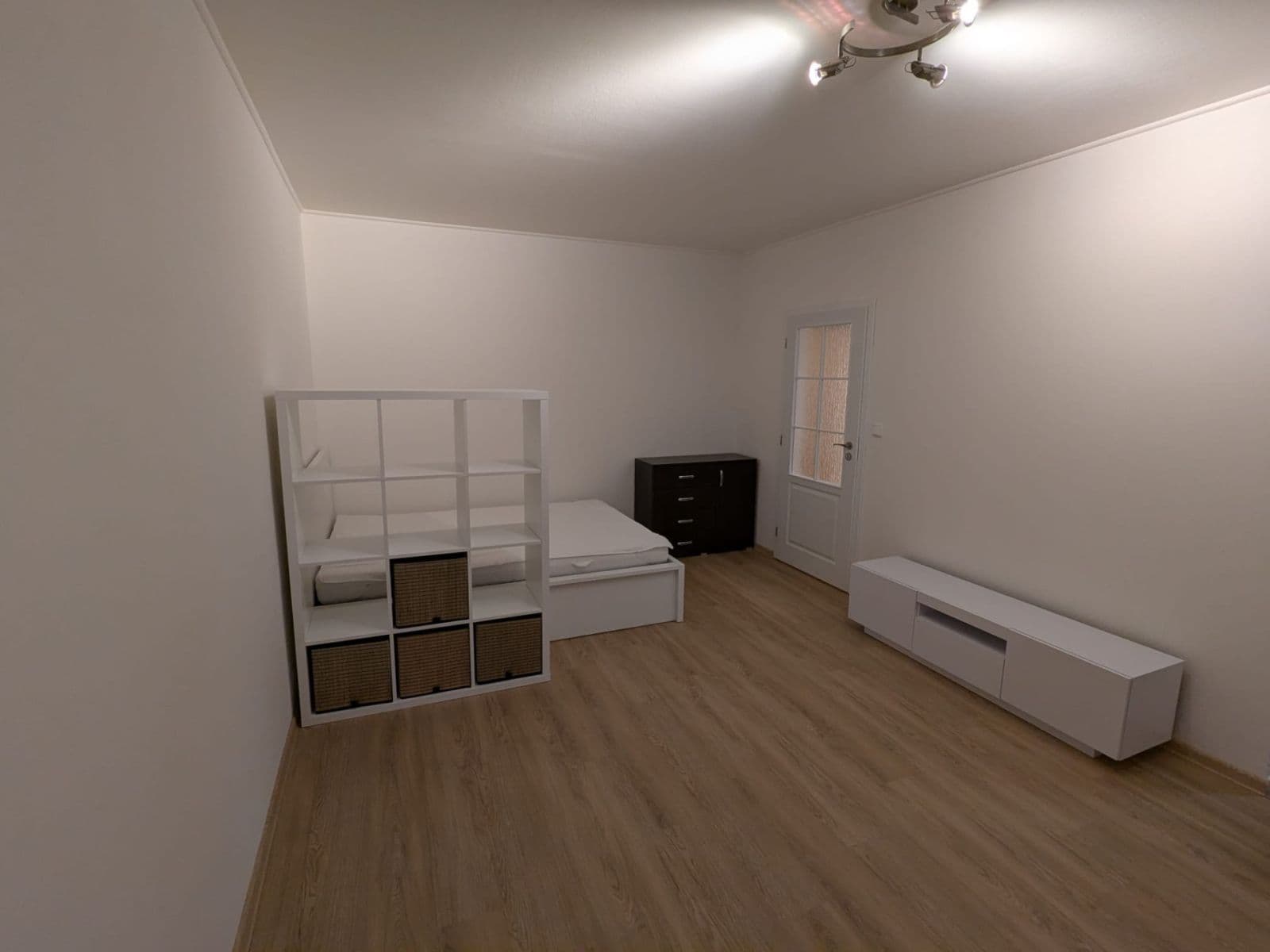 Studio flat to rent, 29 m², Botevova, Prague, Prague Studio flat to rent, 29 m², Botevova, Prague, Prague