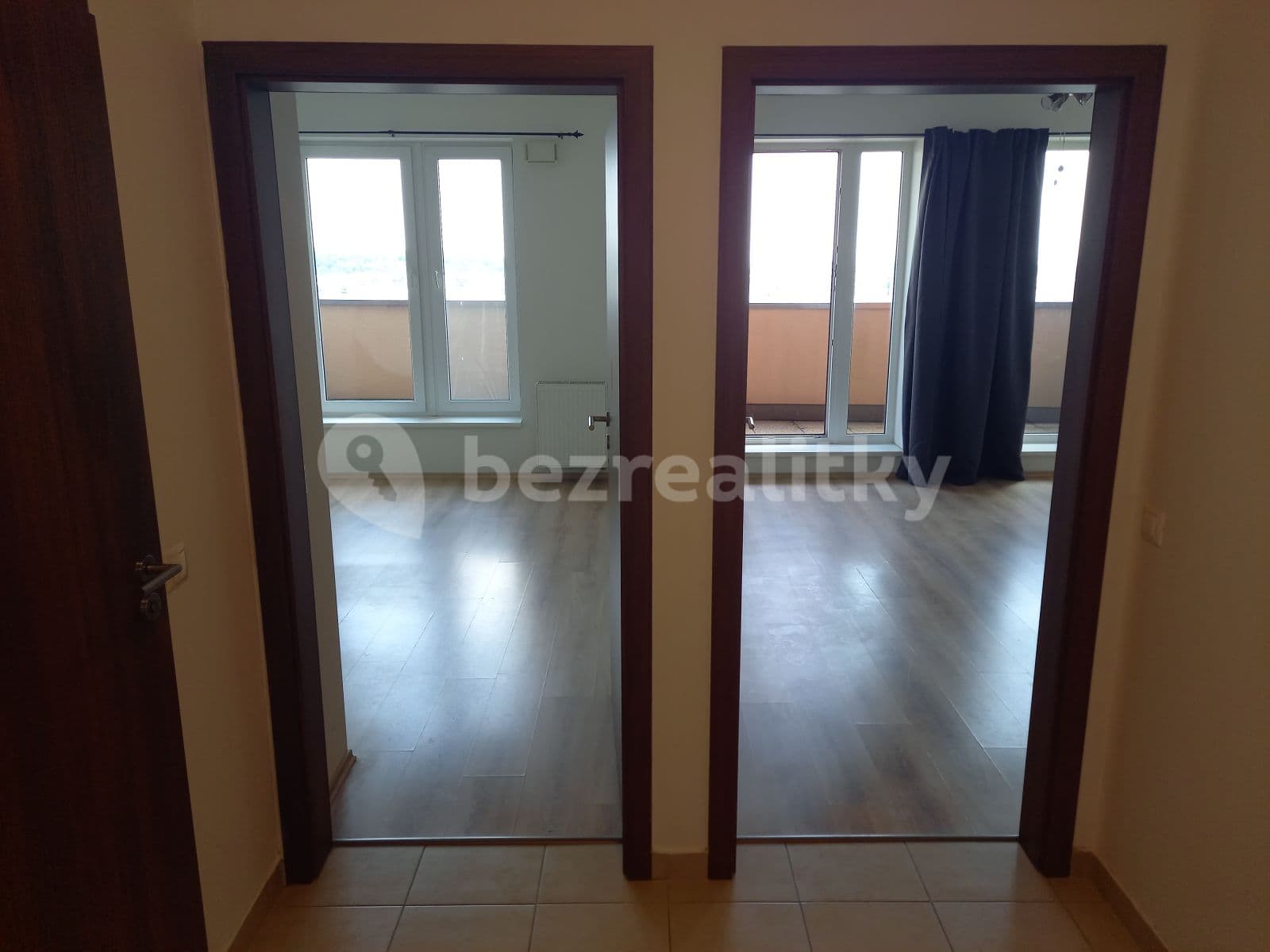 1 bedroom with open-plan kitchen flat to rent, 51 m², Nárožní, Prague, Prague 1 bedroom with open-plan kitchen flat to rent, 51 m², Nárožní, Prague, Prague