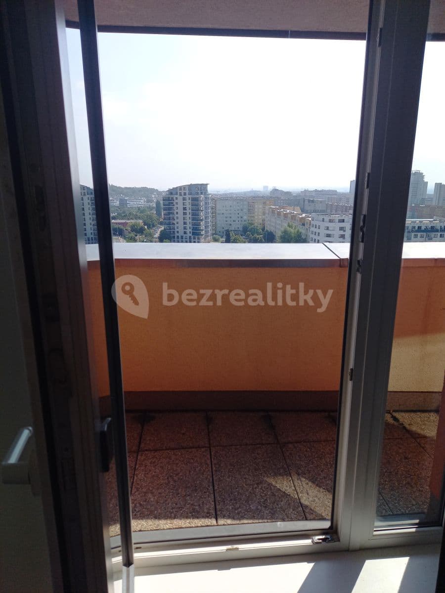 1 bedroom with open-plan kitchen flat to rent, 51 m², Nárožní, Prague, Prague 1 bedroom with open-plan kitchen flat to rent, 51 m², Nárožní, Prague, Prague