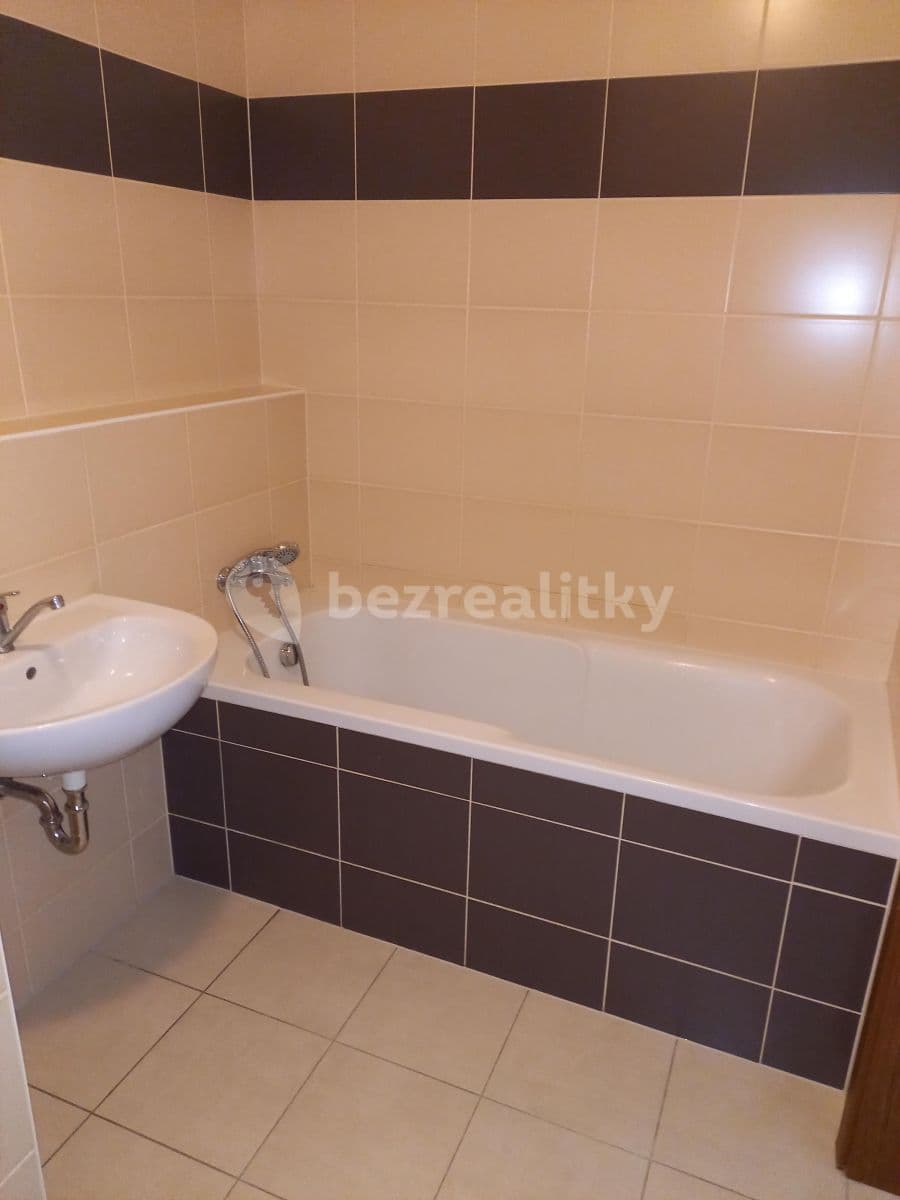 1 bedroom with open-plan kitchen flat to rent, 51 m², Nárožní, Prague, Prague 1 bedroom with open-plan kitchen flat to rent, 51 m², Nárožní, Prague, Prague