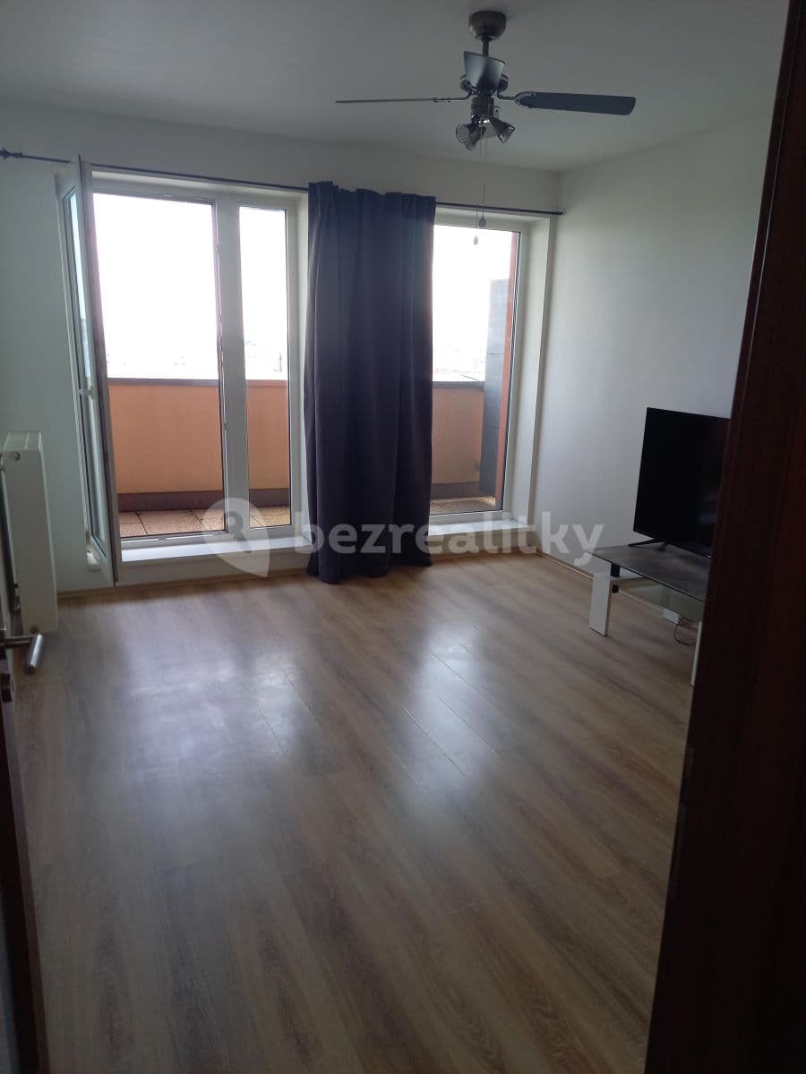 1 bedroom with open-plan kitchen flat to rent, 51 m², Nárožní, Prague, Prague 1 bedroom with open-plan kitchen flat to rent, 51 m², Nárožní, Prague, Prague