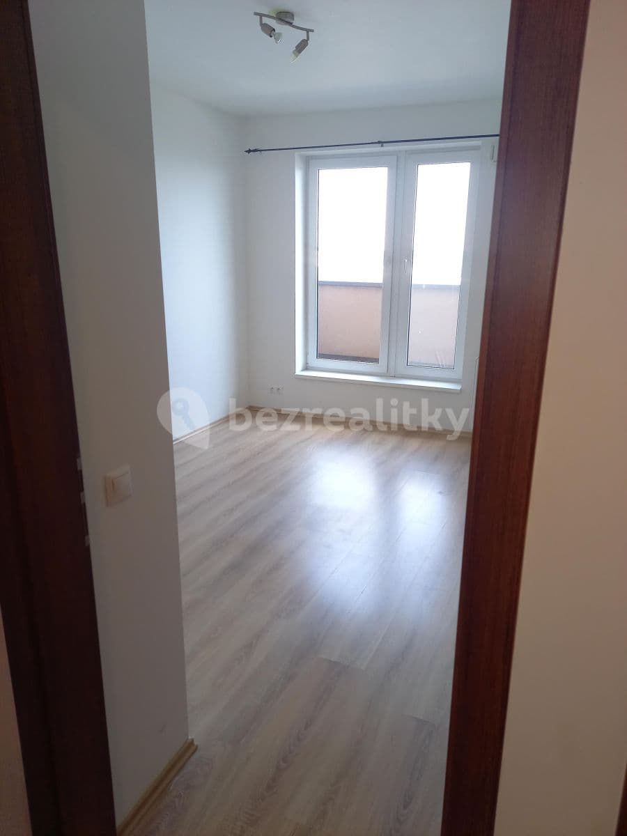 1 bedroom with open-plan kitchen flat to rent, 51 m², Nárožní, Prague, Prague 1 bedroom with open-plan kitchen flat to rent, 51 m², Nárožní, Prague, Prague