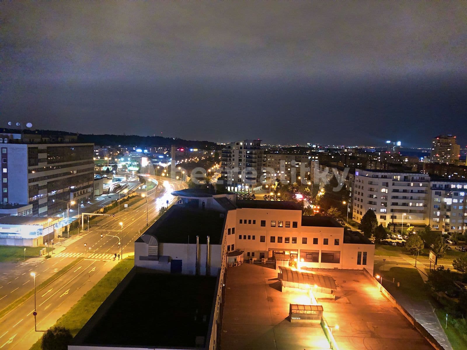 1 bedroom with open-plan kitchen flat to rent, 51 m², Nárožní, Prague, Prague 1 bedroom with open-plan kitchen flat to rent, 51 m², Nárožní, Prague, Prague