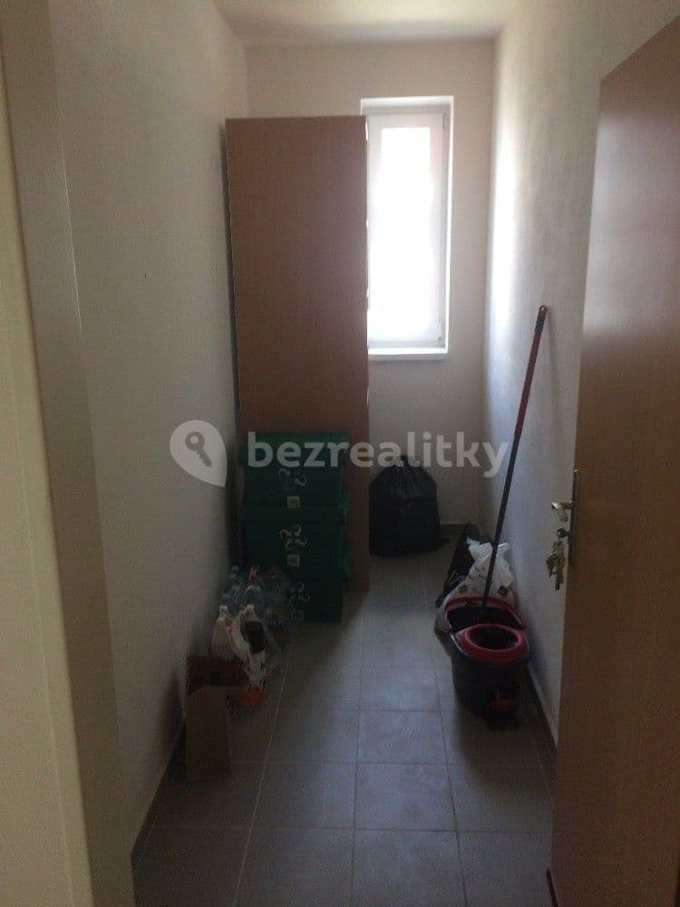 1 bedroom with open-plan kitchen flat to rent, 65 m², Generála Píky, Olomouc, Olomoucký Region 1 bedroom with open-plan kitchen flat to rent, 65 m², Generála Píky, Olomouc, Olomoucký Region