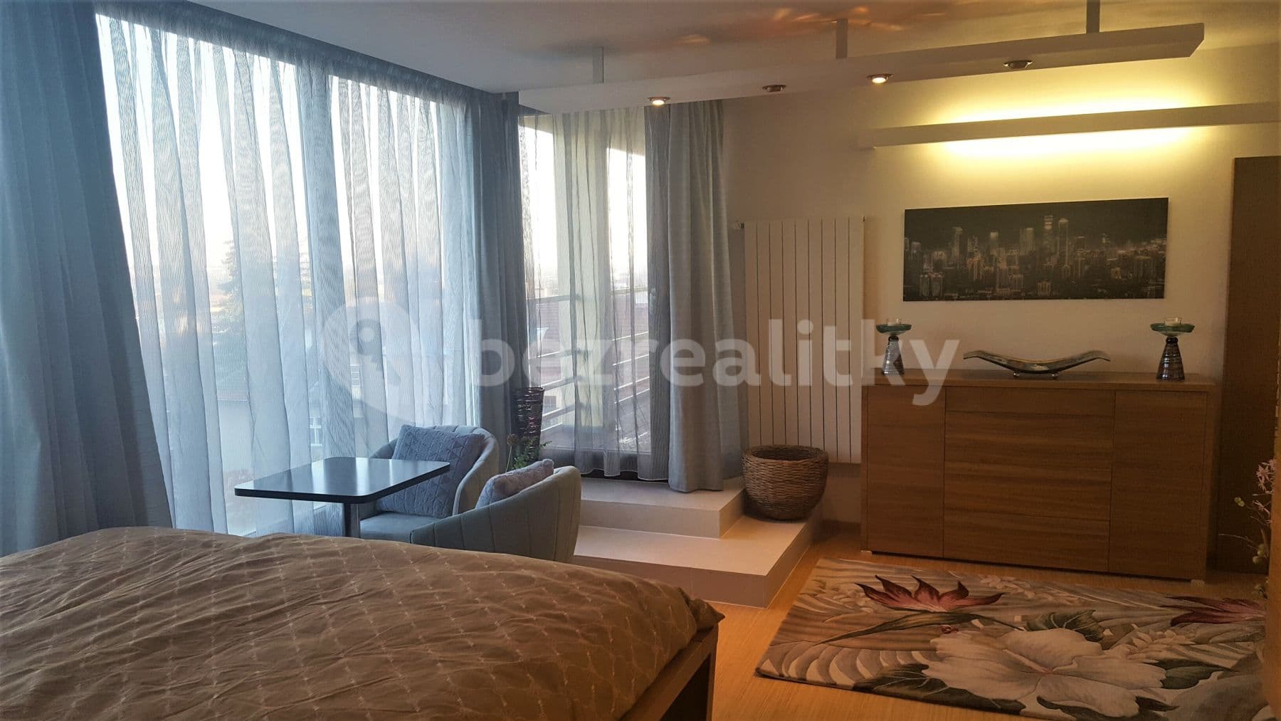 2 bedroom with open-plan kitchen flat to rent, 400 m², Merhautova, Brno, Jihomoravský Region 2 bedroom with open-plan kitchen flat to rent, 400 m², Merhautova, Brno, Jihomoravský Region