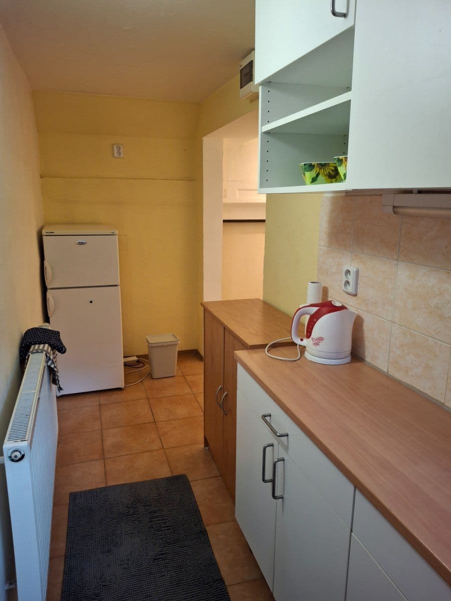 3 bedroom flat to rent, 75 m², Lipí, Prague, Prague 3 bedroom flat to rent, 75 m², Lipí, Prague, Prague