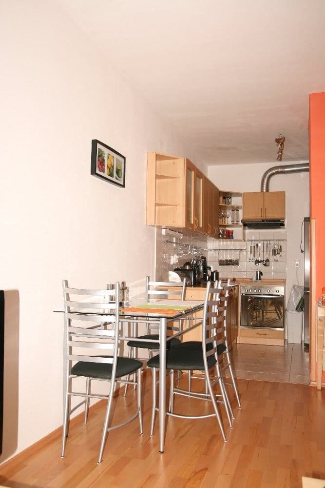 1 bedroom with open-plan kitchen flat to rent, 45 m², Hořelické náměstí, Rudná, Středočeský Region 1 bedroom with open-plan kitchen flat to rent, 45 m², Hořelické náměstí, Rudná, Středočeský Region