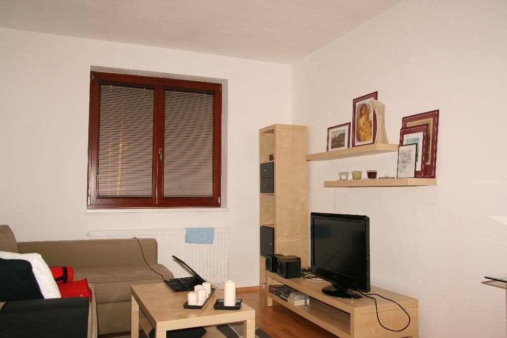 1 bedroom with open-plan kitchen flat to rent, 45 m², Hořelické náměstí, Rudná, Středočeský Region 1 bedroom with open-plan kitchen flat to rent, 45 m², Hořelické náměstí, Rudná, Středočeský Region