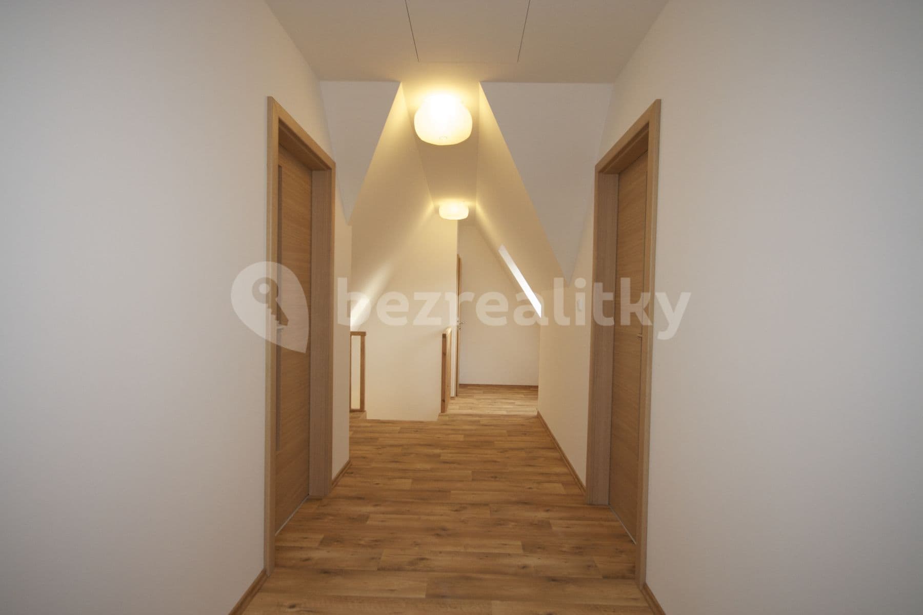 house to rent, 136 m², Třebízského, Roztoky, Středočeský Region house to rent, 136 m², Třebízského, Roztoky, Středočeský Region