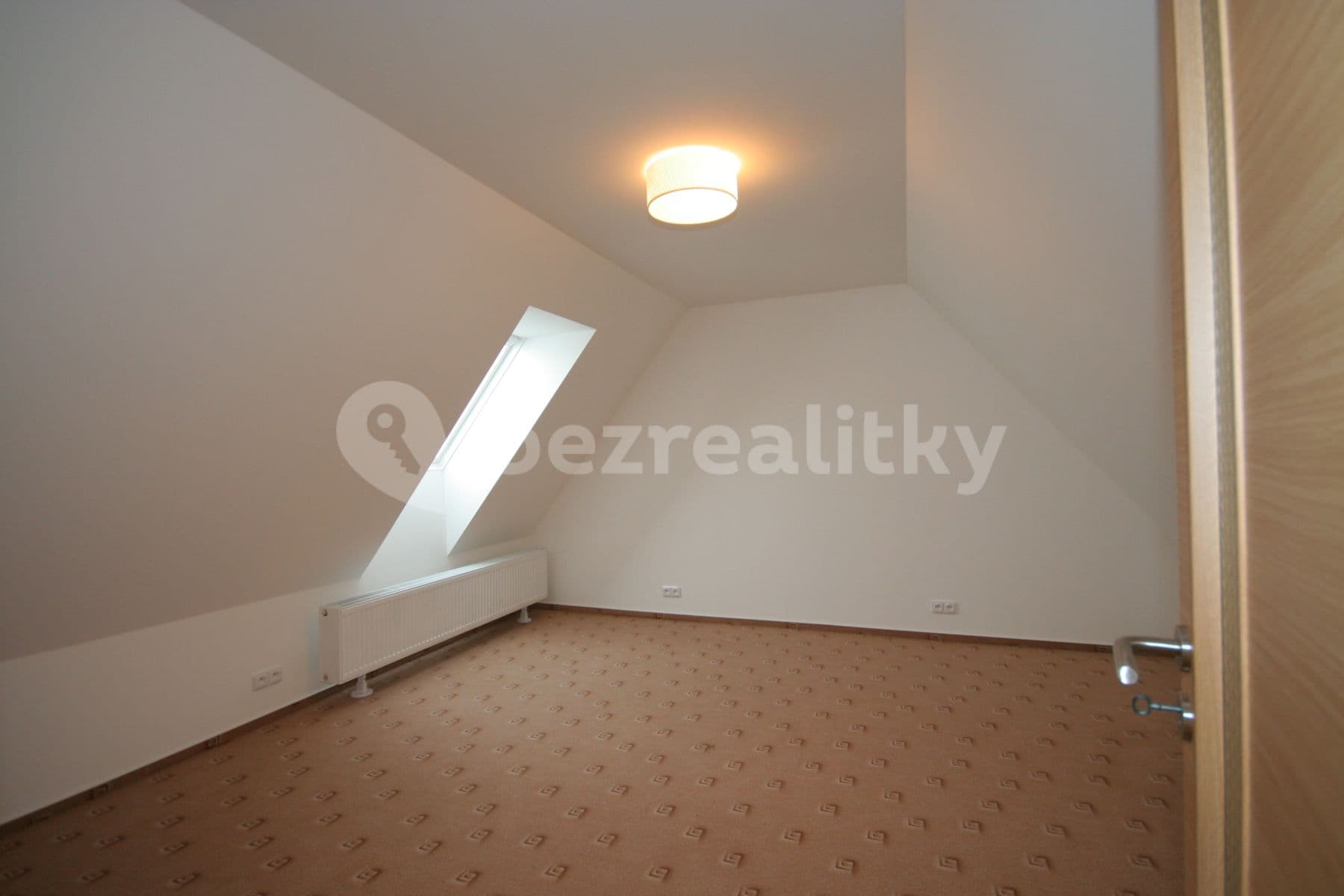 house to rent, 136 m², Třebízského, Roztoky, Středočeský Region house to rent, 136 m², Třebízského, Roztoky, Středočeský Region