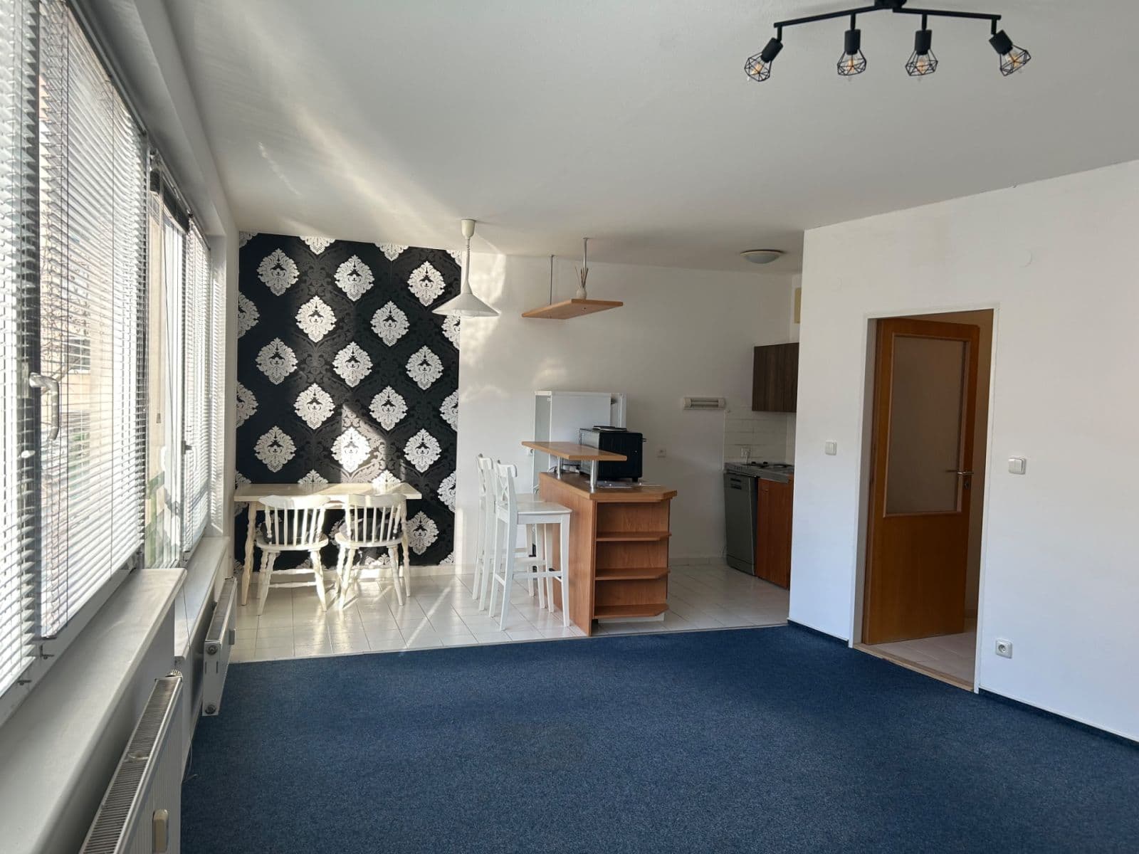 Studio flat to rent, 42 m², bratří Dohalských, Prague, Prague Studio flat to rent, 42 m², bratří Dohalských, Prague, Prague