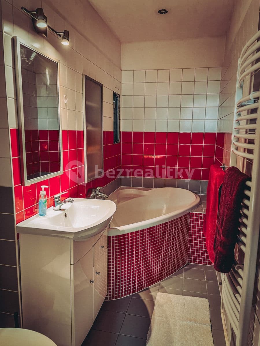 2 bedroom flat to rent, 65 m², Petra Křičky, Ostrava, Moravskoslezský Region 2 bedroom flat to rent, 65 m², Petra Křičky, Ostrava, Moravskoslezský Region