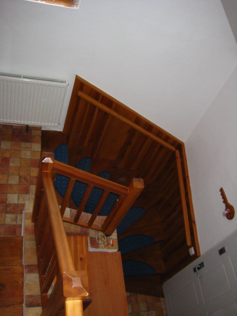 2 bedroom with open-plan kitchen flat to rent, 88 m², Třebízského, Roztoky, Středočeský Region 2 bedroom with open-plan kitchen flat to rent, 88 m², Třebízského, Roztoky, Středočeský Region