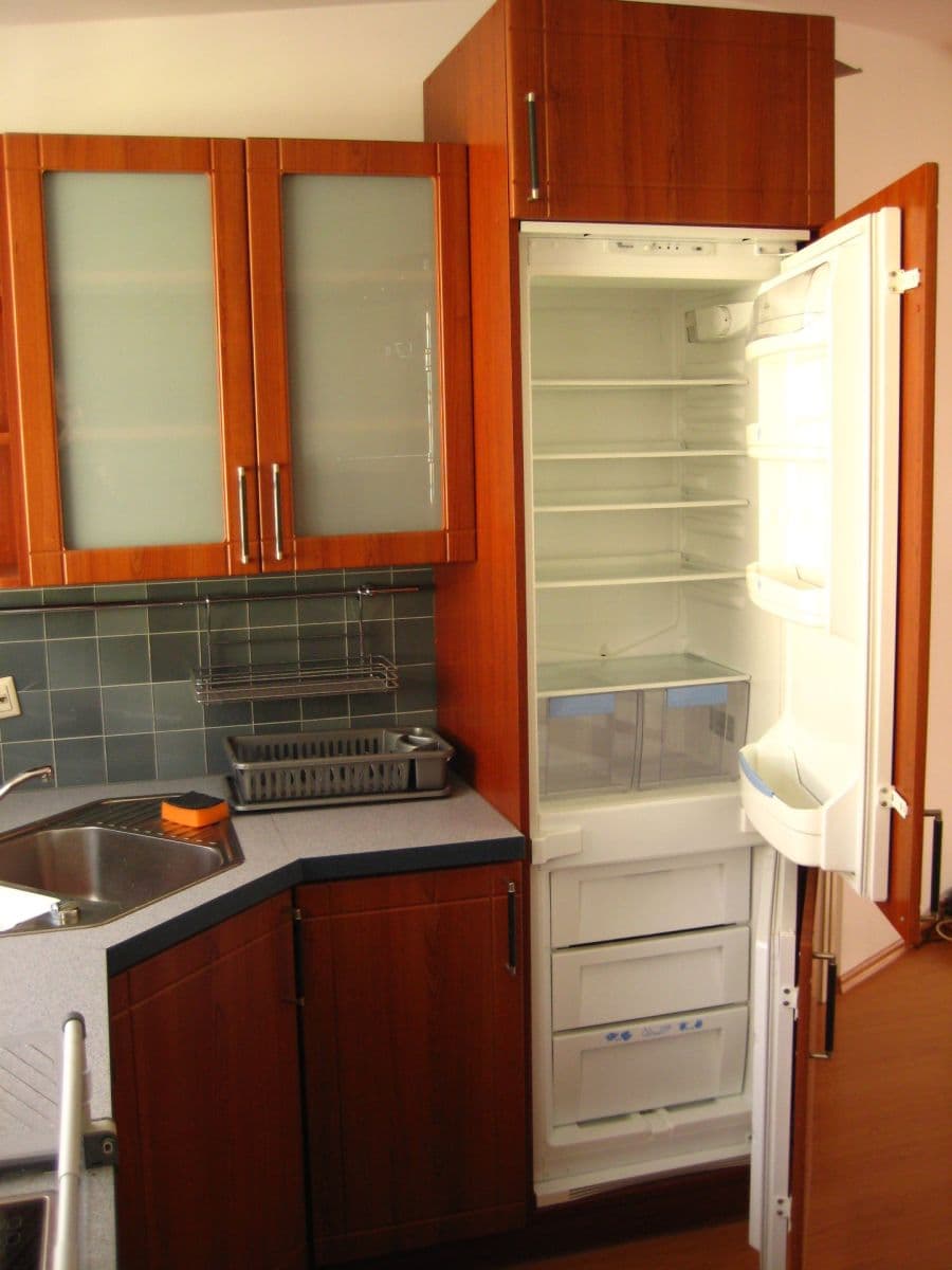 2 bedroom with open-plan kitchen flat to rent, 88 m², Třebízského, Roztoky, Středočeský Region 2 bedroom with open-plan kitchen flat to rent, 88 m², Třebízského, Roztoky, Středočeský Region
