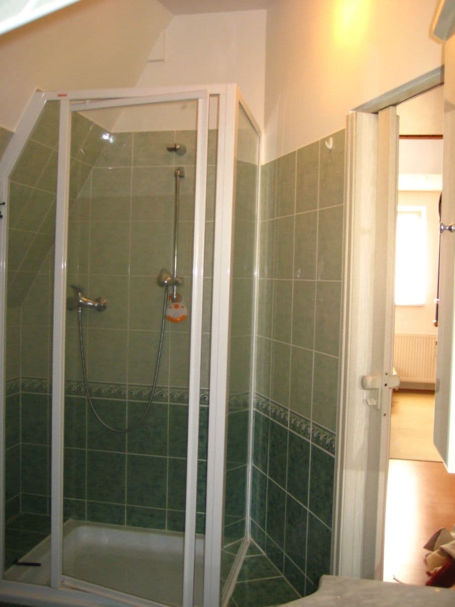 2 bedroom with open-plan kitchen flat to rent, 88 m², Třebízského, Roztoky, Středočeský Region 2 bedroom with open-plan kitchen flat to rent, 88 m², Třebízského, Roztoky, Středočeský Region