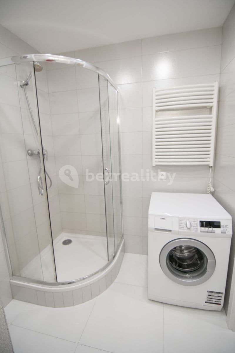 Studio flat to rent, 27 m², Bartákova, Prague, Prague Studio flat to rent, 27 m², Bartákova, Prague, Prague