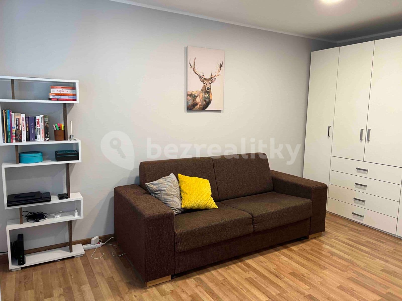 Studio flat to rent, 27 m², Bartákova, Prague, Prague Studio flat to rent, 27 m², Bartákova, Prague, Prague