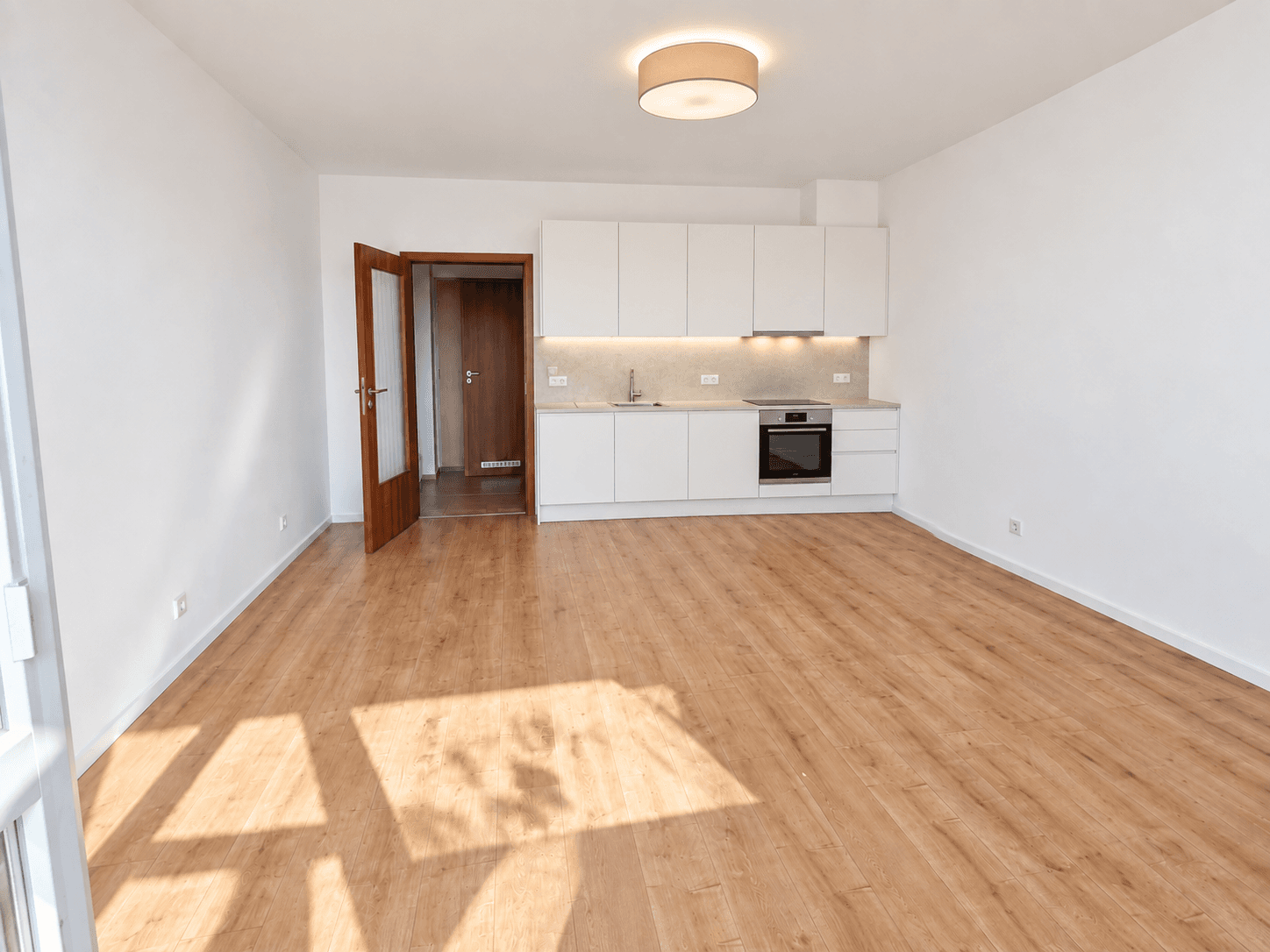 Studio flat to rent, 30 m², Švihovská, Prague, Prague Studio flat to rent, 30 m², Švihovská, Prague, Prague