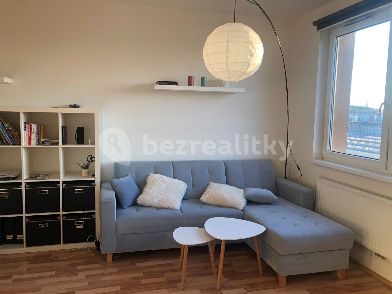 1 bedroom with open-plan kitchen flat to rent, 43 m², Freyova, Prague, Prague 1 bedroom with open-plan kitchen flat to rent, 43 m², Freyova, Prague, Prague