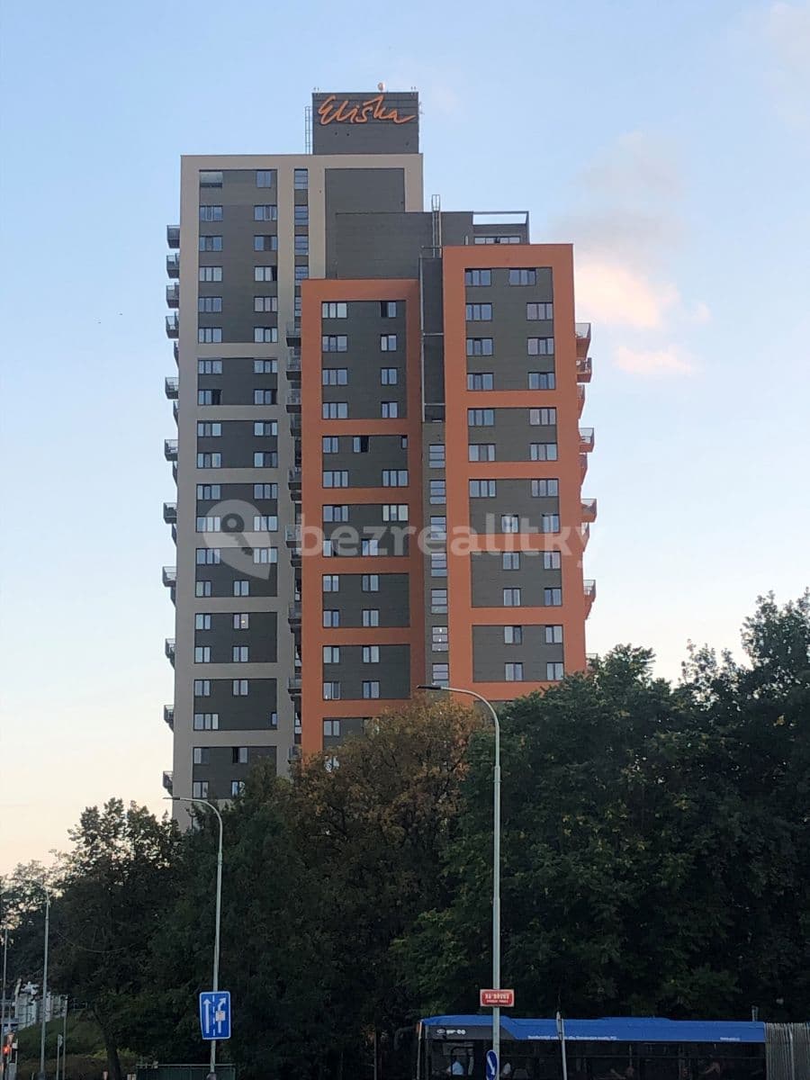 1 bedroom with open-plan kitchen flat to rent, 43 m², Freyova, Prague, Prague 1 bedroom with open-plan kitchen flat to rent, 43 m², Freyova, Prague, Prague