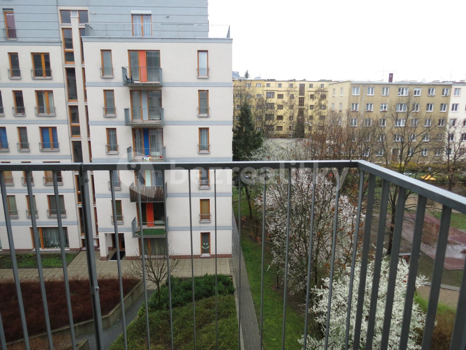 Studio flat to rent, 32 m², Krumlovská, Prague, Prague Studio flat to rent, 32 m², Krumlovská, Prague, Prague