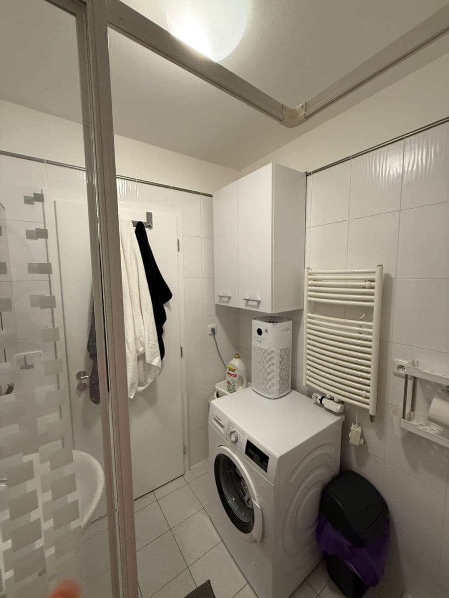 Studio flat to rent, 32 m², Krumlovská, Prague, Prague Studio flat to rent, 32 m², Krumlovská, Prague, Prague