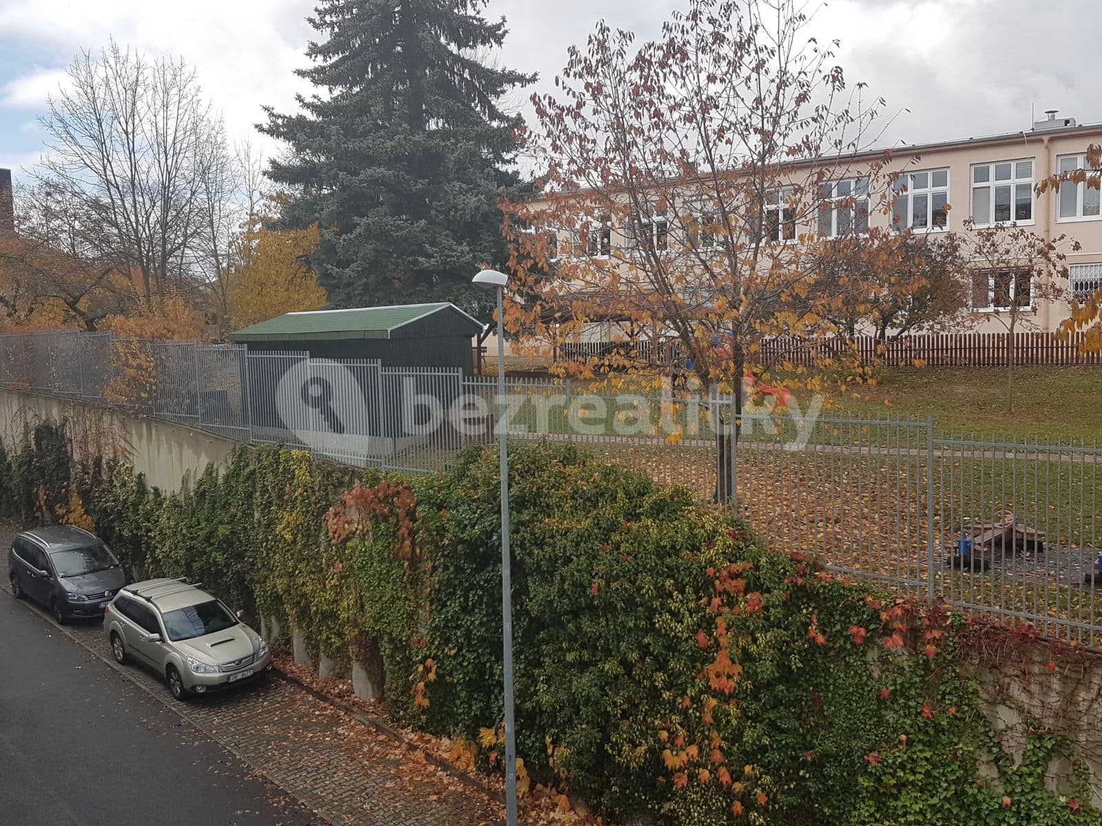 3 bedroom with open-plan kitchen flat to rent, 104 m², Linhartova, Prague, Prague 3 bedroom with open-plan kitchen flat to rent, 104 m², Linhartova, Prague, Prague