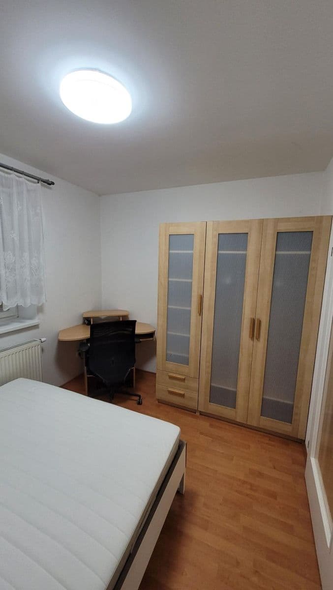 1 bedroom with open-plan kitchen flat to rent, 39 m², Švehlova, Šlapanice, Jihomoravský Region 1 bedroom with open-plan kitchen flat to rent, 39 m², Švehlova, Šlapanice, Jihomoravský Region