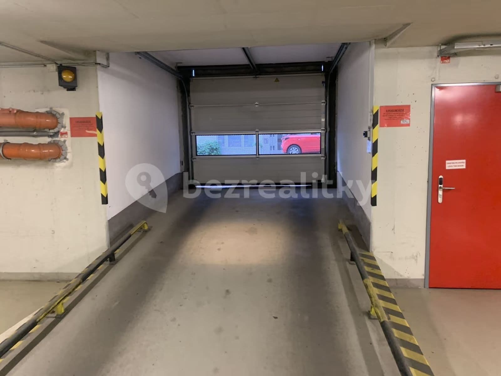 garage to rent, 12 m², Jeseniova, Prague, Prague garage to rent, 12 m², Jeseniova, Prague, Prague