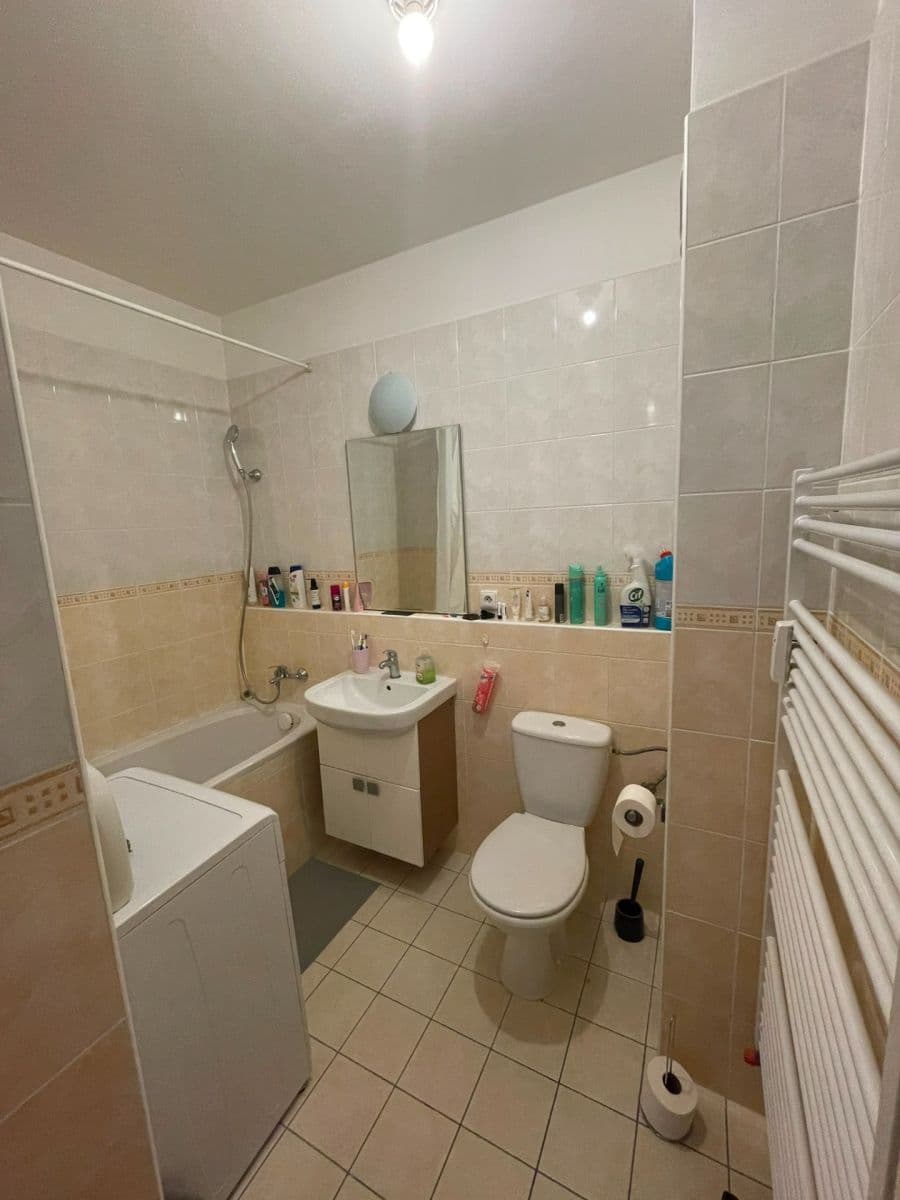 Studio flat to rent, 30 m², Zderadova, Brno, Jihomoravský Region Studio flat to rent, 30 m², Zderadova, Brno, Jihomoravský Region
