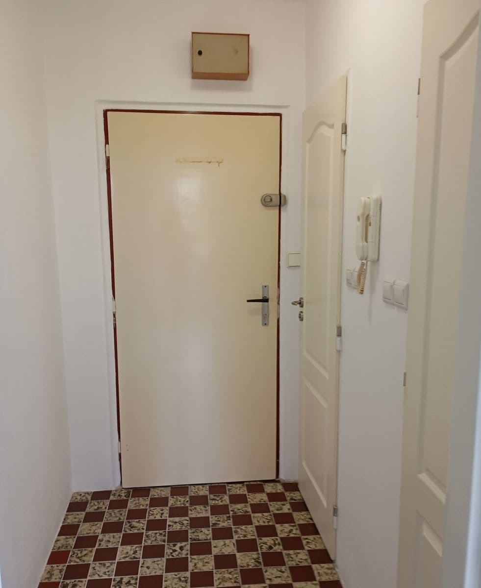 1 bedroom flat to rent, 42 m², Čermákova, Plzeň, Plzeňský Region 1 bedroom flat to rent, 42 m², Čermákova, Plzeň, Plzeňský Region