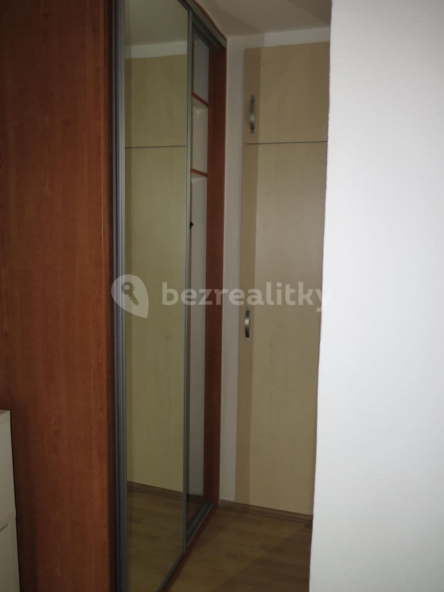 1 bedroom with open-plan kitchen flat to rent, 41 m², Na Topolce, Prague, Prague 1 bedroom with open-plan kitchen flat to rent, 41 m², Na Topolce, Prague, Prague