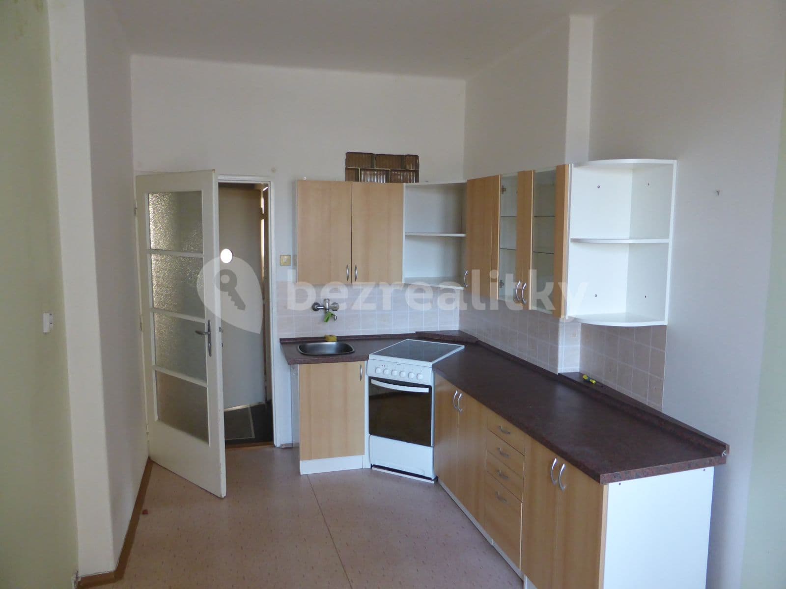 1 bedroom flat to rent, 45 m², Smilova, Pardubice, Pardubický Region 1 bedroom flat to rent, 45 m², Smilova, Pardubice, Pardubický Region