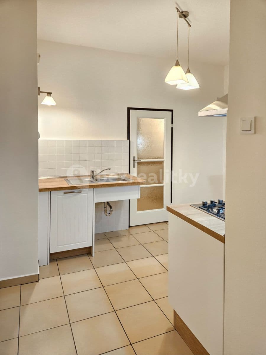 2 bedroom flat to rent, 55 m², Nový lesík, Prague, Prague 2 bedroom flat to rent, 55 m², Nový lesík, Prague, Prague