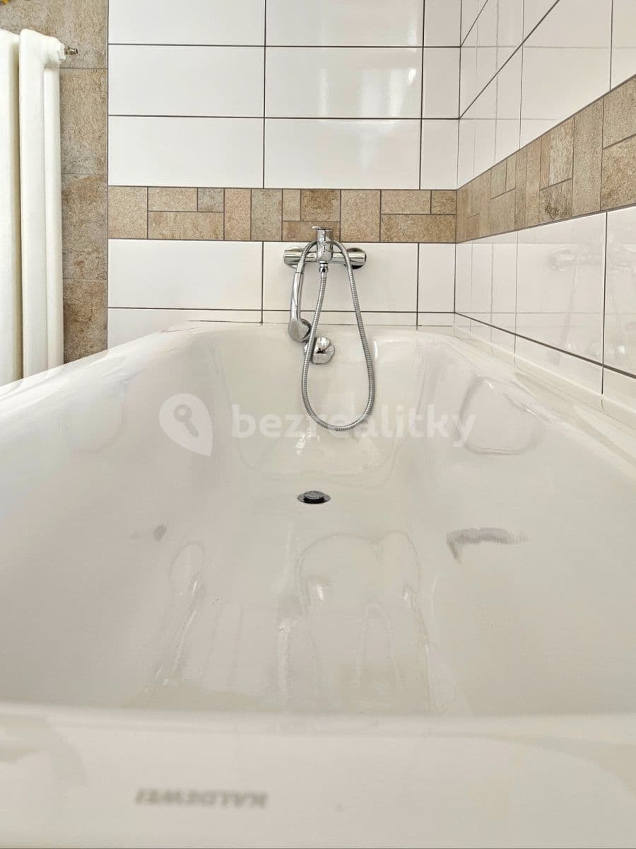 2 bedroom flat to rent, 55 m², Nový lesík, Prague, Prague 2 bedroom flat to rent, 55 m², Nový lesík, Prague, Prague