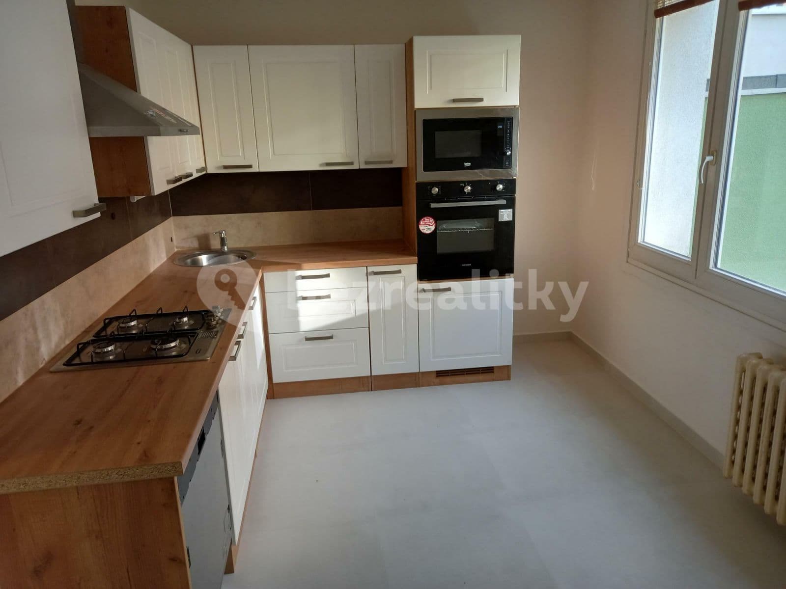 3 bedroom flat to rent, 74 m², Brněnská, Plzeň, Plzeňský Region 3 bedroom flat to rent, 74 m², Brněnská, Plzeň, Plzeňský Region