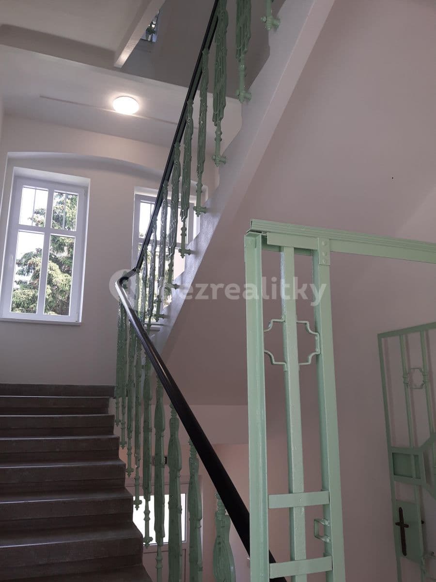 1 bedroom with open-plan kitchen flat to rent, 50 m², Ke Hřbitovu, Kolín, Středočeský Region 1 bedroom with open-plan kitchen flat to rent, 50 m², Ke Hřbitovu, Kolín, Středočeský Region